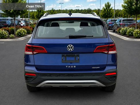Used 2024 Volkswagen Taos S FWD image 4