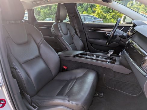 Used 2018 Volvo S90 T5 Momentum w/ Convenience Package AWD/4WD image 30