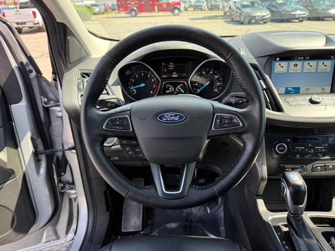 Used 2019 Ford Escape SEL AWD/4WD image 12