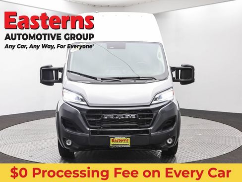 Used 2024 RAM ProMaster 3500 w/ Delivery Van Package FWD image 2