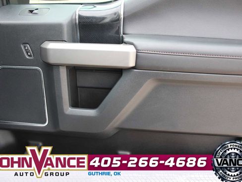 Used 2022 Ford F450 Platinum w/ FX4 Off-Road Package image 17