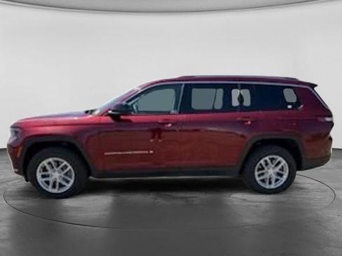 Used 2023 Jeep Grand Cherokee L Laredo AWD/4WD image 6