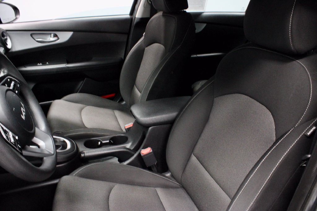 Used 2023 Kia Forte LXS FWD image 23
