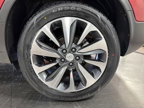 Used 2021 Buick Encore Preferred w/ Safety Package II image 12