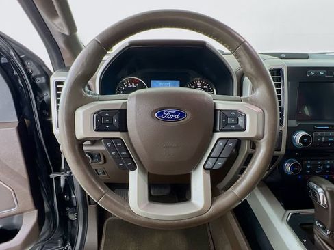 Used 2018 Ford F150 King Ranch w/ Equipment Group 601A Luxury AWD/4WD image 12