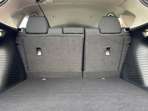 Used 2023 Honda HR-V LX image 19