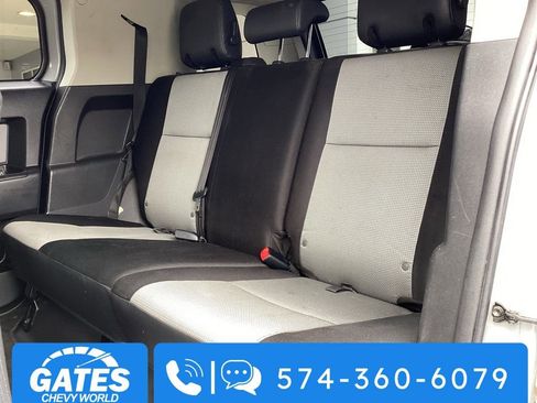 Used 2013 Toyota FJ Cruiser 4WD w/ Trail Teams Special Edition image 12