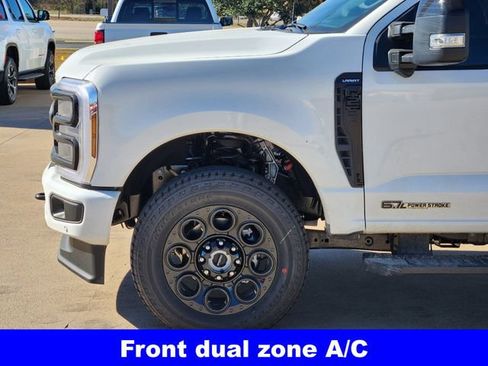 New 2026 Ford F250 Lariat w/ Black Appearance Package image 9