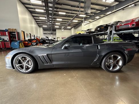 Used 2010 Chevrolet Corvette Grand Sport w/ Preferred Equipment Group RWD image 31
