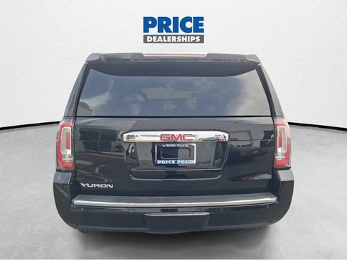 Used 2017 GMC Yukon Denali AWD/4WD image 6