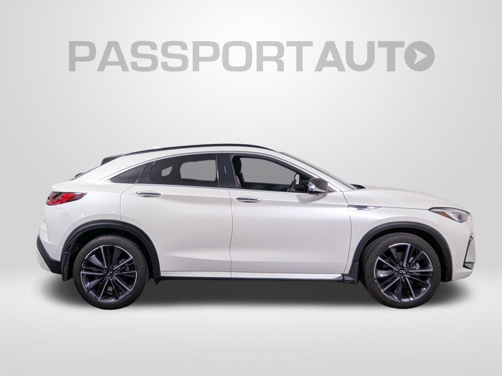 Used 2023 INFINITI QX55 Sensory w/ Lighting Package AWD/4WD image 8