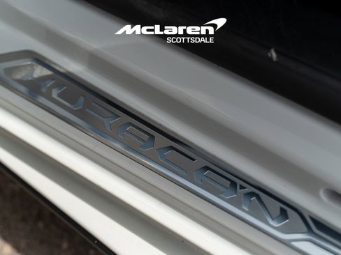 Used 2023 Lamborghini Huracan EVO image 24