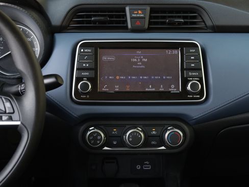 Used 2024 Nissan Versa SV FWD image 8