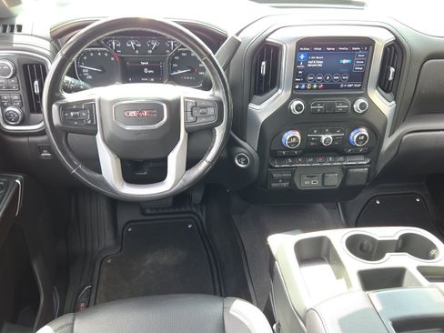 Certified 2021 GMC Sierra 1500 SLT w/ X31 Off-Road Package AWD/4WD image 11