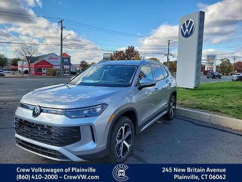 New 2026 Volkswagen Tiguan SE image 22