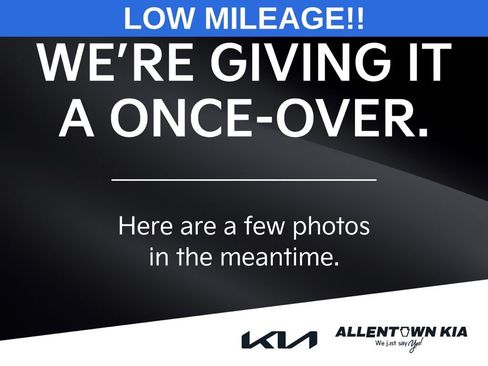 Used 2015 Chrysler 300 Limited w/ Driver Convenience Group AWD/4WD image 4