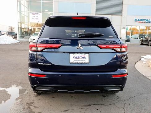 Used 2022 Mitsubishi Outlander SEL Black Edition image 17