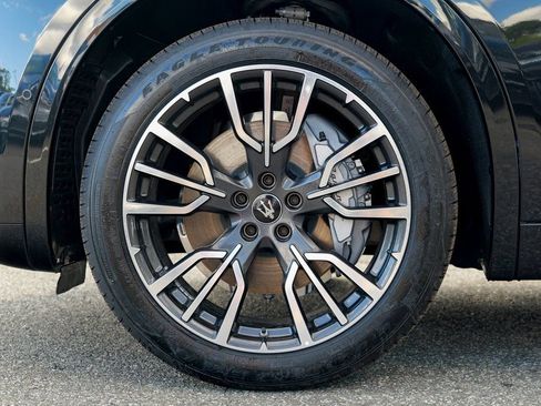 New 2025 Maserati Grecale GT AWD/4WD image 15