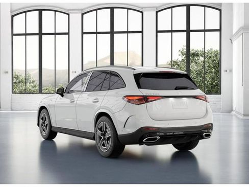 New 2026 Mercedes-Benz GLC 300 4MATIC image 28