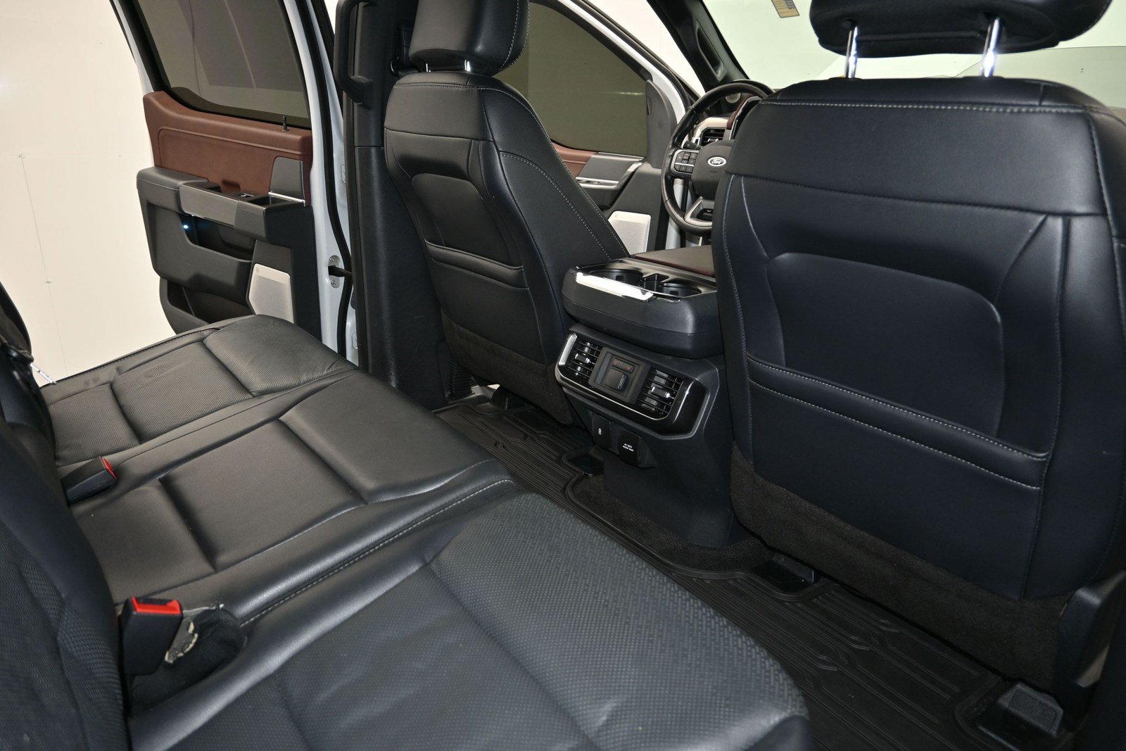 Used 2021 Ford F150 Lariat w/ Equipment Group 502A High AWD/4WD image 11