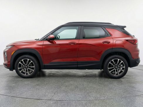 Used 2025 Chevrolet TrailBlazer LT image 5