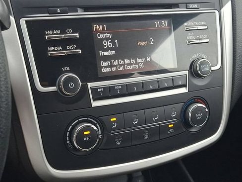 Used 2018 Nissan Altima 2.5 S w/ S Convenience Package FWD image 19