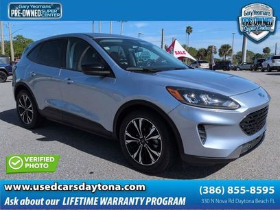 Used 2022 Ford Escape SE w/ SE Sport Appearance Package