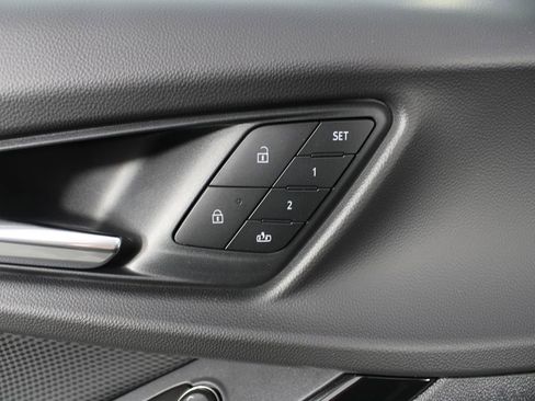 New 2026 Chevrolet Equinox RS w/ Convenience Package III FWD image 15