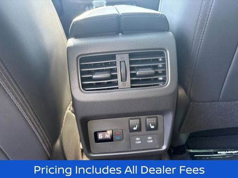 New 2026 Nissan Rogue Platinum w/ Platinum Premium Package AWD/4WD image 22