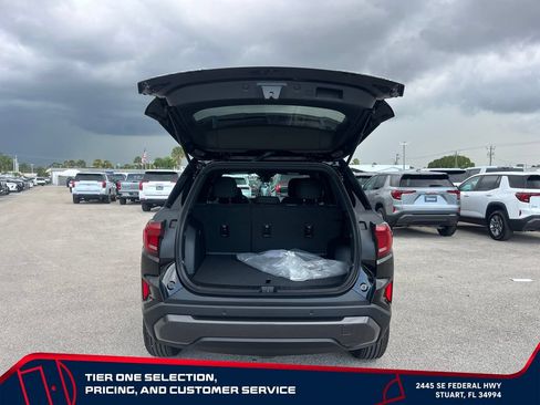 New 2027 GMC Terrain Elevation FWD image 16