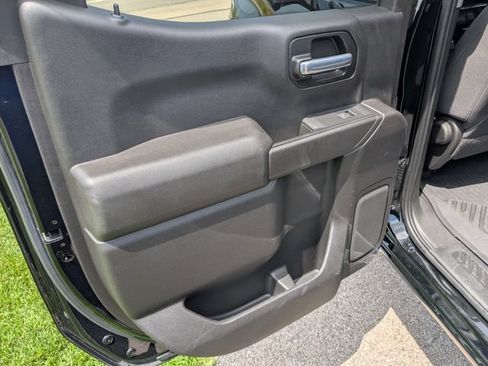 Used 2021 Chevrolet Silverado 1500 Custom Trail Boss AWD/4WD image 23