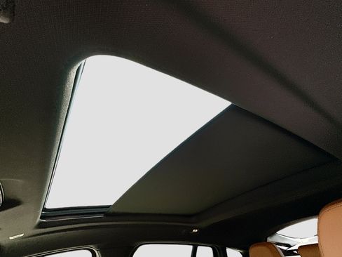 Used 2025 BMW X4 xDrive30i image 20