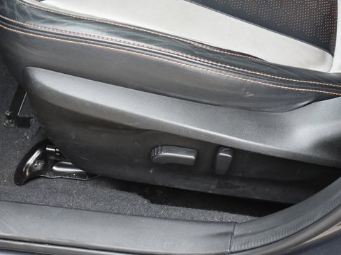 Used 2023 Subaru Crosstrek 2.5i Limited image 34