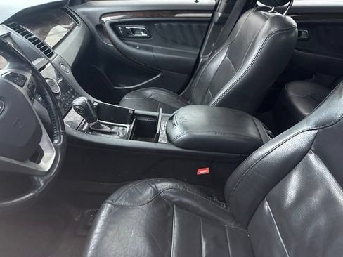 Used 2013 Ford Taurus Limited FWD image 3