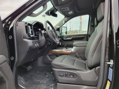 New 2026 Chevrolet Silverado 2500 LT w/ All Star Edition AWD/4WD image 8
