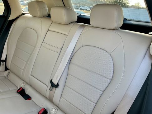 Used 2016 Mercedes-Benz GLC 300 GLC 300 image 27