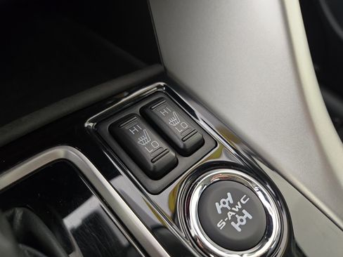 Used 2025 Mitsubishi Eclipse Cross AWD image 25