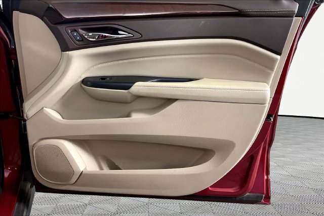 Used 2013 Cadillac SRX Luxury FWD image 15