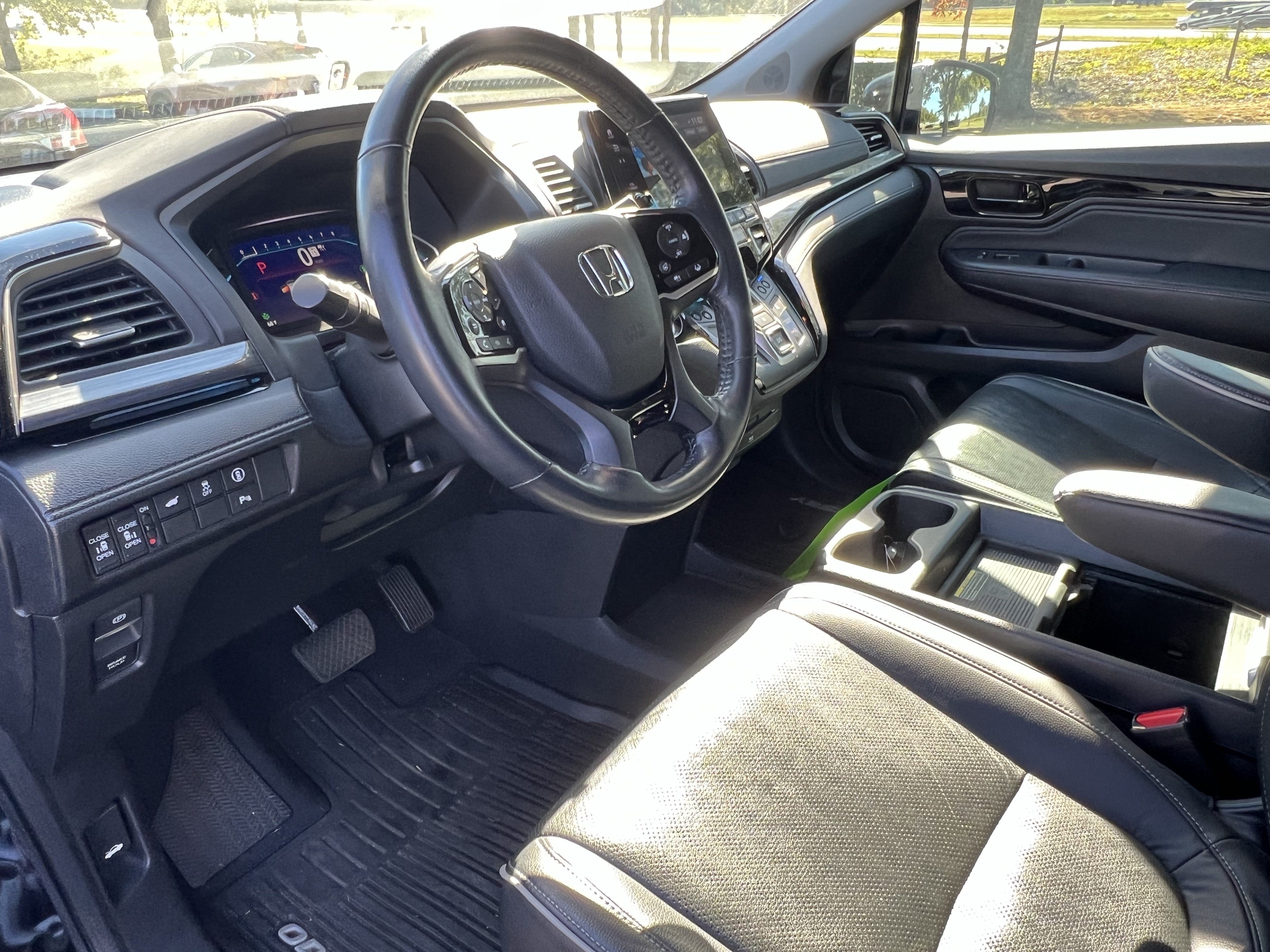 Used 2021 Honda Odyssey Elite image 17