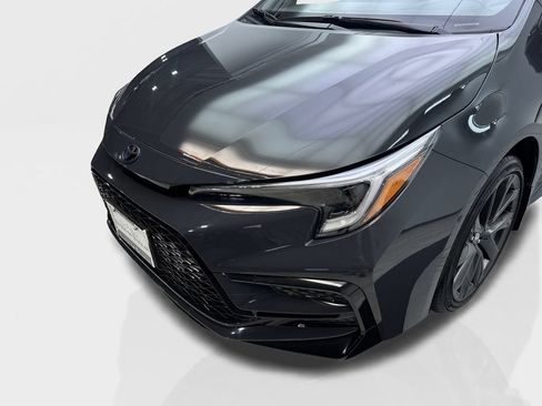 Used 2025 Toyota Corolla SE FWD image 16