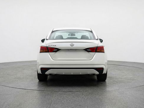 Used 2025 Nissan Altima 2.5 SV image 7