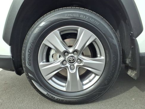 Certified 2024 Toyota RAV4 LE image 9