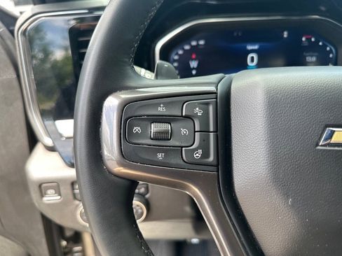 Used 2023 Chevrolet Silverado 1500 High Country w/ High Country Premium Package AWD/4WD image 10