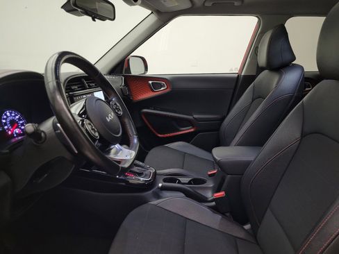 Used 2022 Kia Soul Turbo image 17