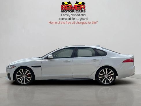 Used 2016 Jaguar XF S image 2