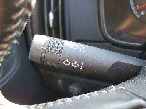 Used 2019 GMC Canyon Denali image 17