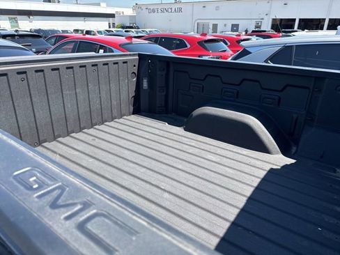 Used 2025 GMC Sierra 1500 Elevation AWD/4WD image 11