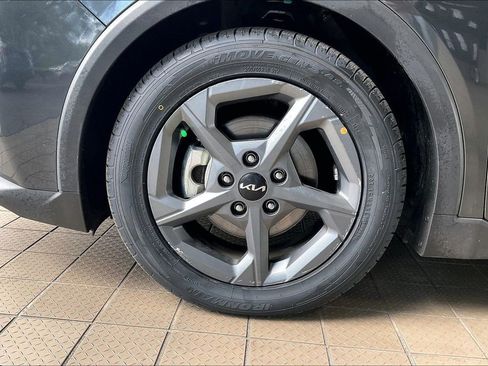 Used 2025 Kia K4 FWD image 32