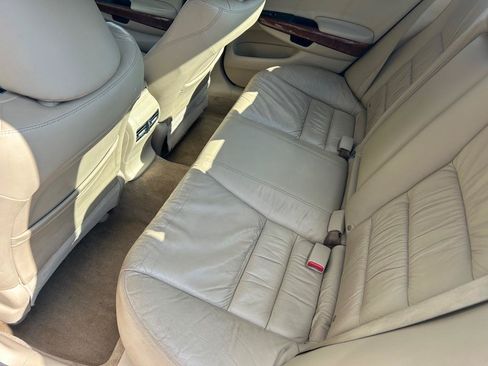 Used 2012 Honda Accord EX-L image 11