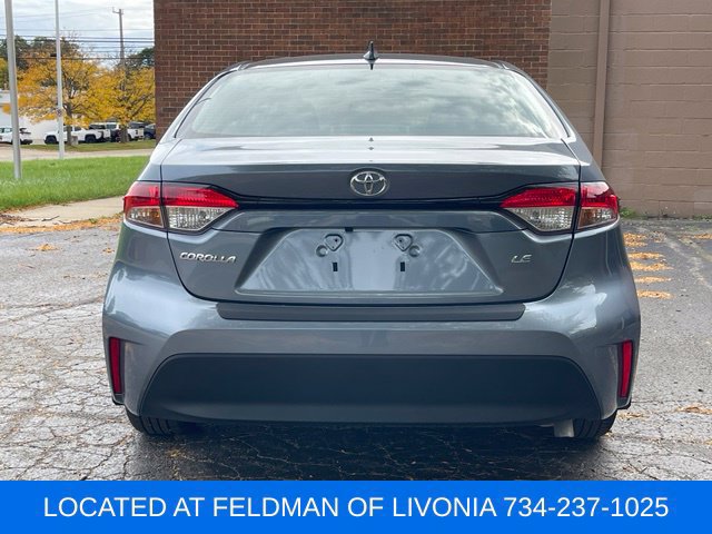 Used 2026 Toyota Corolla LE FWD image 4